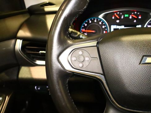 Used 2019 Chevrolet Traverse LT w/ LT Premium Package image 11