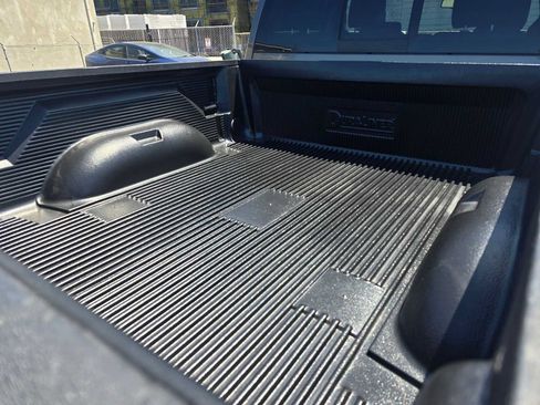 Used 2024 RAM 2500 Laramie AWD/4WD image 13