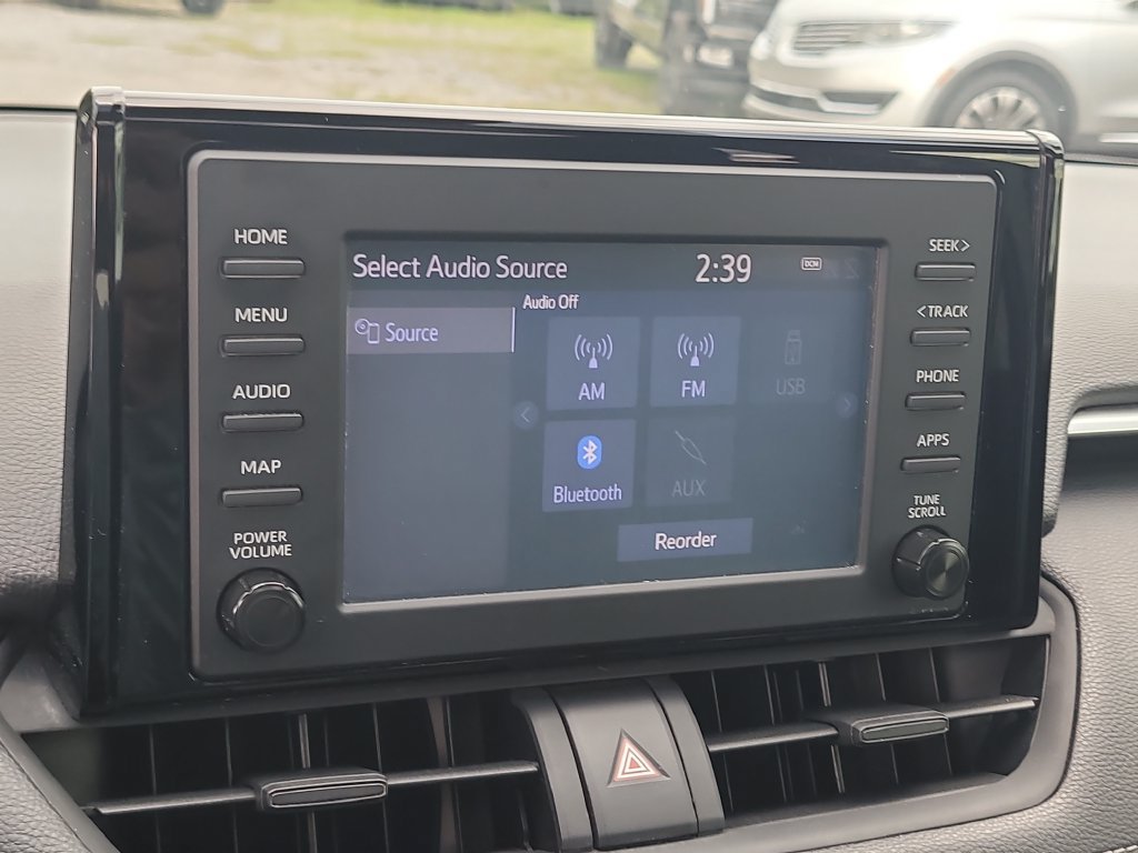 Used 2019 Toyota RAV4 XLE FWD image 20