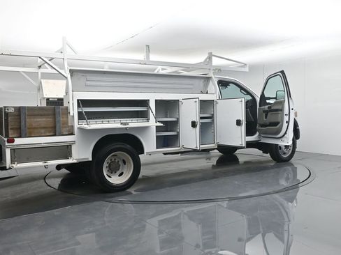 Certified 2021 Ford F450 XL w/ Power Equipment Group image 6