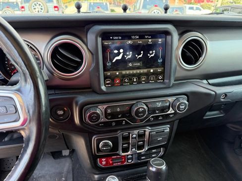 Used 2020 Jeep Gladiator Rubicon AWD/4WD image 21