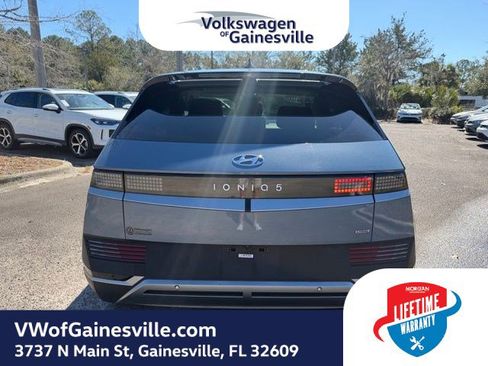 Used 2024 Hyundai Ioniq 5 SEL image 5