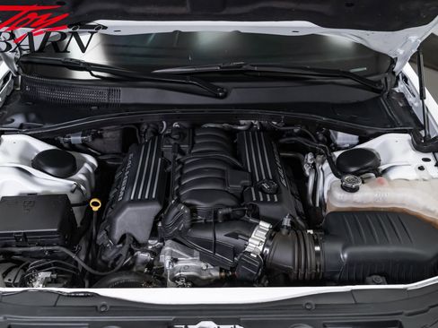 Used 2023 Chrysler 300 C RWD image 48