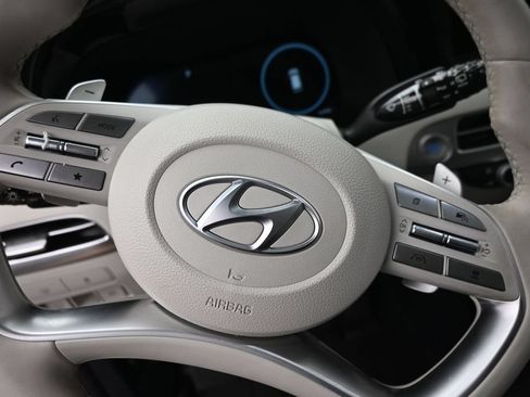 Used 2024 Hyundai Palisade Limited AWD/4WD image 22