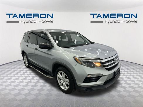 Used 2018 Honda Pilot LX image 7