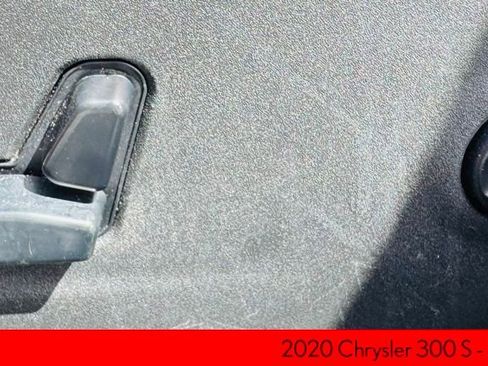 Used 2020 Chrysler 300 S w/ S Model Appearance Package image 10