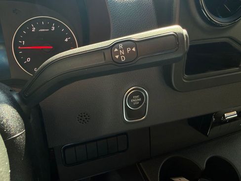 Used 2022 Mercedes-Benz Sprinter 2500 image 13