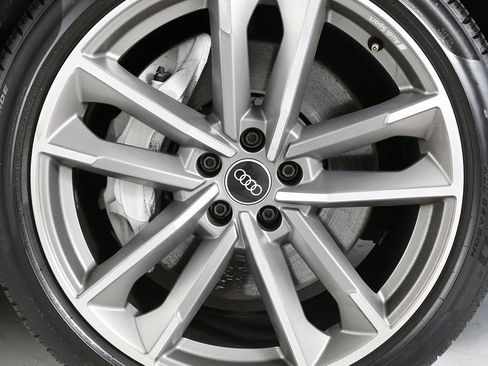 Used 2021 Audi A7 e Premium Plus w/ Black Optic Package image 12