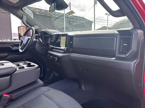 Used 2025 Chevrolet Silverado 2500 LT w/ Safety Package AWD/4WD image 30