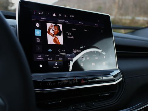 New 2026 Jeep Compass Latitude image 25