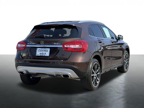 Used 2017 Mercedes-Benz GLA 250 4MATIC image 8