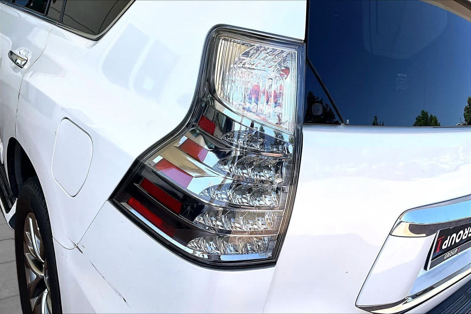 Used 2019 Lexus GX 460 Luxury AWD/4WD image 26