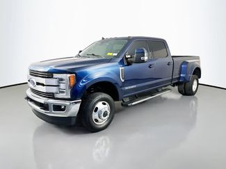 Used 2019 Ford F350 Lariat w/ Lariat Ultimate Package AWD/4WD video 3
