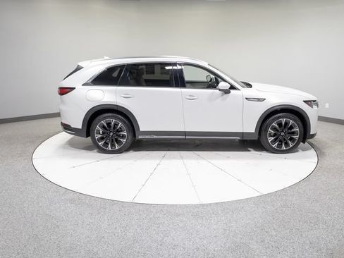 Used 2024 MAZDA CX-90 Plug-In Hybrid w/ Premium Plus AWD/4WD image 9