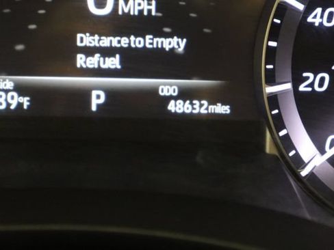 Used 2023 Toyota Highlander XLE FWD image 38