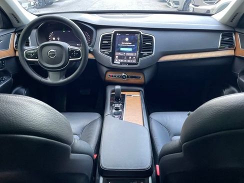 Certified 2024 Volvo XC90 B5 Plus AWD/4WD image 24