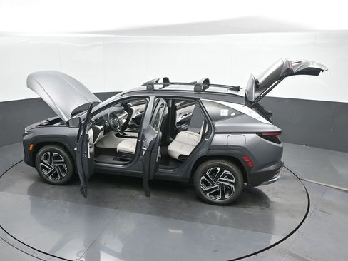 New 2025 Hyundai Tucson Limited image 57