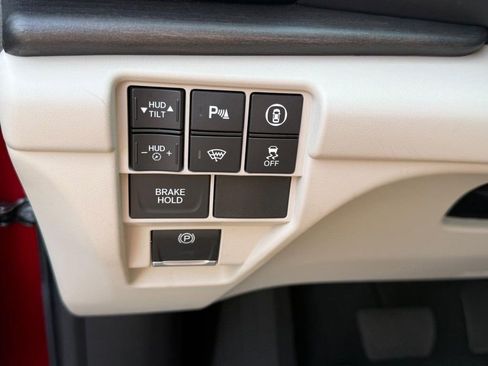 Certified 2025 Acura RDX SH-AWD w/ Advance Package image 21