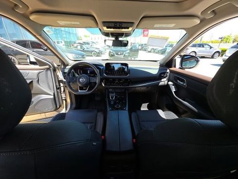 Used 2023 Nissan Rogue Platinum w/ Platinum Premium Package AWD/4WD image 26