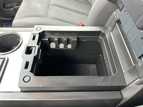 Used 2008 Ford Expedition XLT image 23