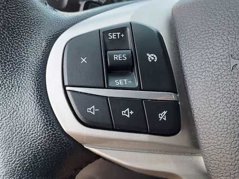 Used 2020 Ford Explorer XLT w/ Equipment Group 202A RWD image 20