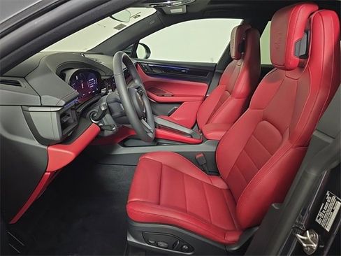 Certified 2025 Porsche Macan 4S Electric image 5