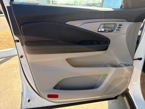 Used 2024 Honda Ridgeline RTL image 12