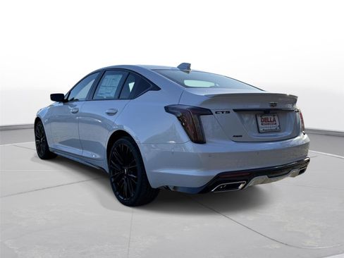 New 2026 Cadillac CT5 Sport w/ LPO, ONYX Package image 7