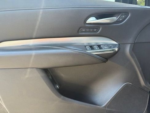 Certified 2023 Cadillac XT4 Premium Luxury w/ Enhanced Visibility Package AWD/4WD image 26