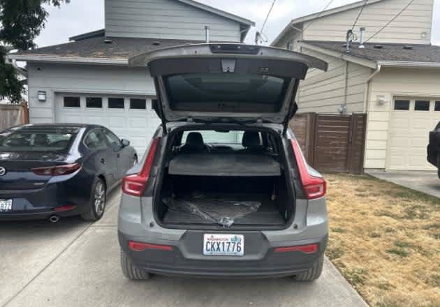 Used 2024 Volvo XC40 Recharge Ultimate w/ Protection Package Premier AWD/4WD image 7