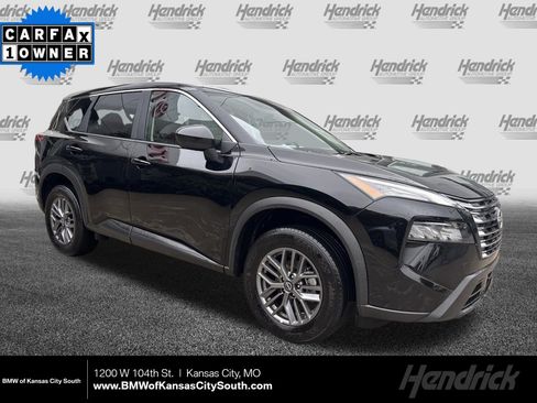 Used 2026 Nissan Rogue SV AWD/4WD image 1
