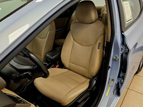 Used 2012 Hyundai Elantra Limited image 29