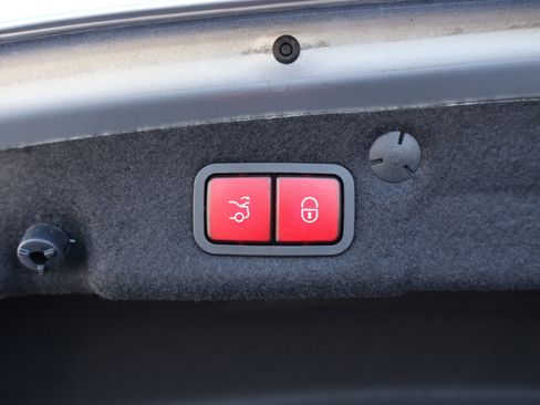 Certified 2021 Mercedes-Benz C 300 4MATIC Sedan image 20