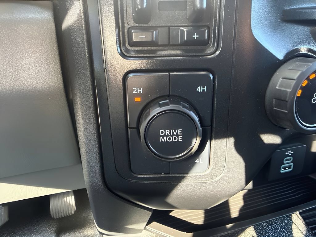 Used 2024 Ford F350 XL w/ XL Chrome Package AWD/4WD image 15