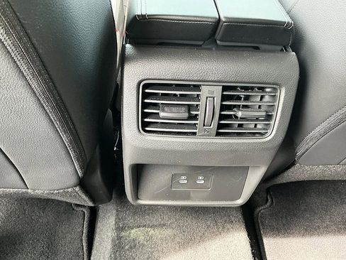 Certified 2025 Nissan Rogue SL image 25