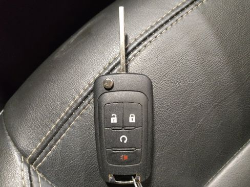 Used 2014 Buick Encore Premium image 32