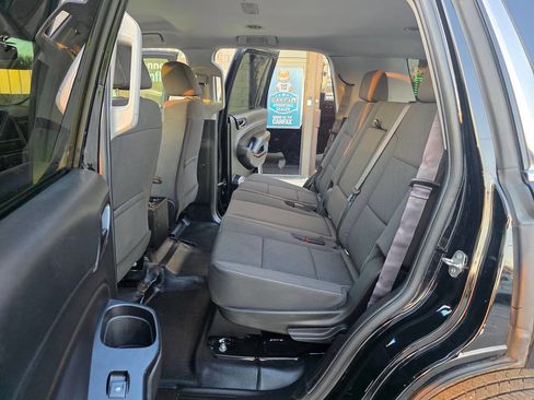 Used 2017 Chevrolet Tahoe 2WD w/ Remote Keyless Entry Package image 19