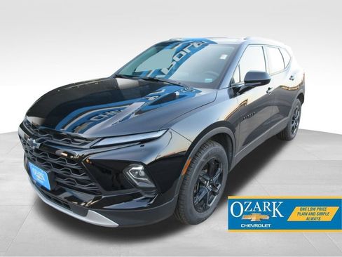 Used 2024 Chevrolet Blazer LT w/ Convenience Package FWD image 1