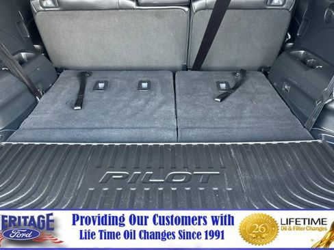 Used 2022 Honda Pilot Touring image 17