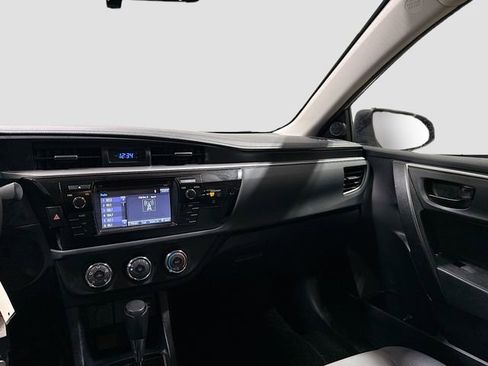Used 2016 Toyota Corolla L image 20