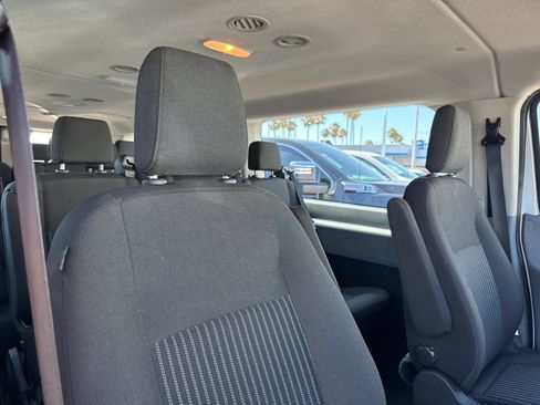 Used 2019 Ford Transit 350 XLT RWD image 13