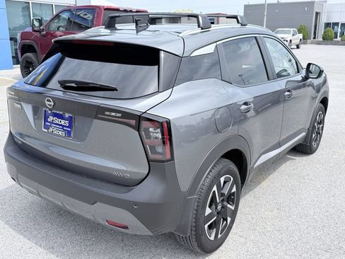 Used 2026 Nissan Kicks SV w/ SV Premium Package AWD/4WD image 4