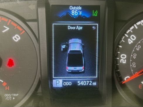 Used 2021 Toyota Tacoma SR image 16