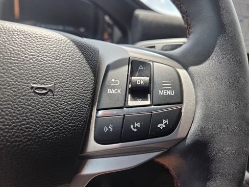 Used 2025 Ford Explorer Active w/ Active Comfort Package AWD/4WD image 14