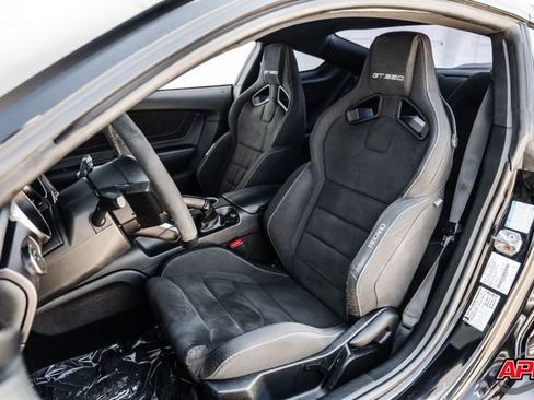 Used 2017 Ford Mustang Shelby GT350 w/ Electronics Package RWD image 6