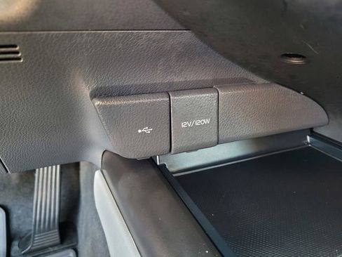 Used 2021 Toyota Camry LE image 13