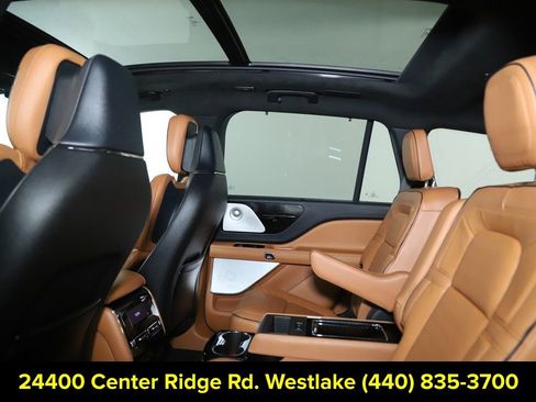 Certified 2025 Lincoln Aviator Black Label image 17