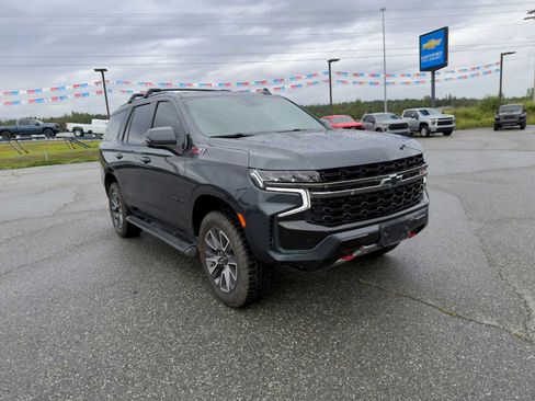 Certified 2022 Chevrolet Tahoe Z71 w/ Z71 Off-Road Package AWD/4WD image 13