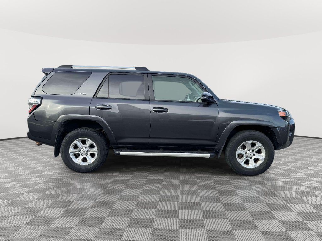 Used 2023 Toyota 4Runner SR5 Premium w/ Moonroof Package AWD/4WD image 8