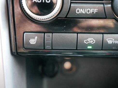 Used 2022 Subaru Ascent Premium w/ Convenience Package image 32